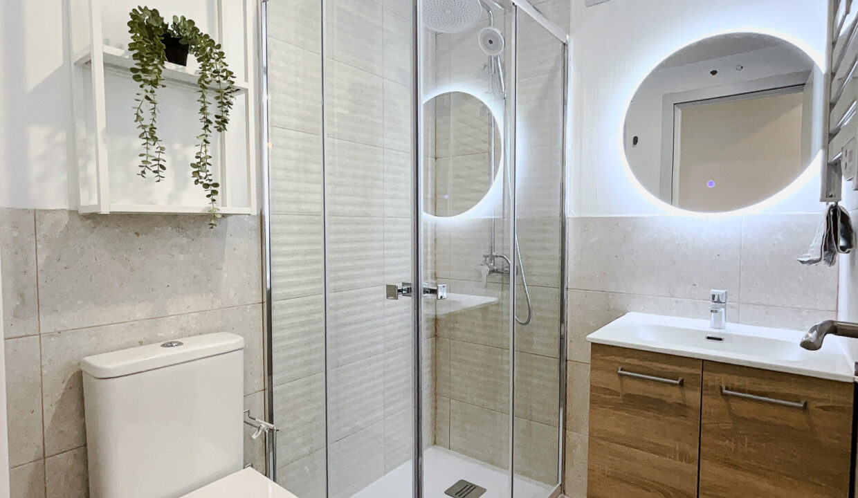 BATH2-1