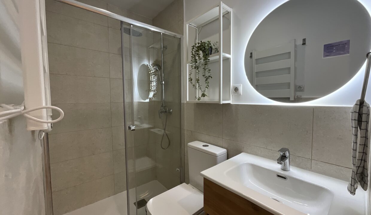 BATH2-3